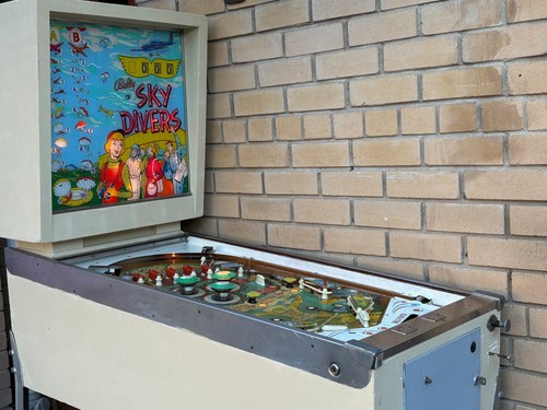Vintage pinball machine - pinball,